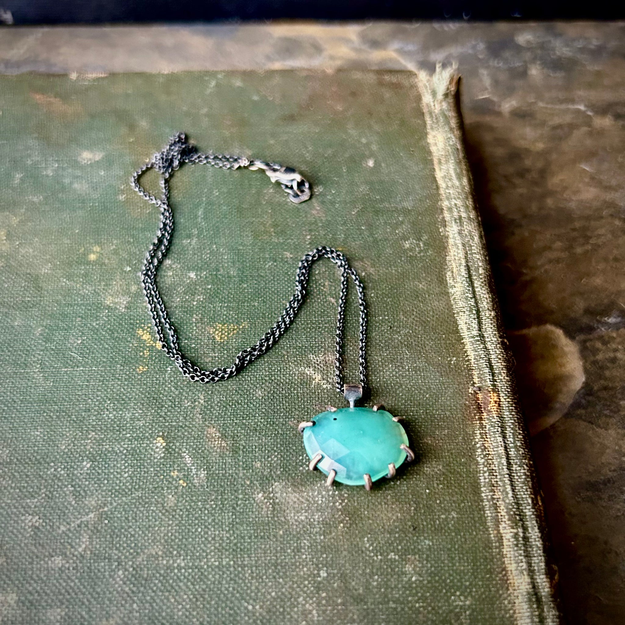Theia Gemstone Necklace: Aquaprase