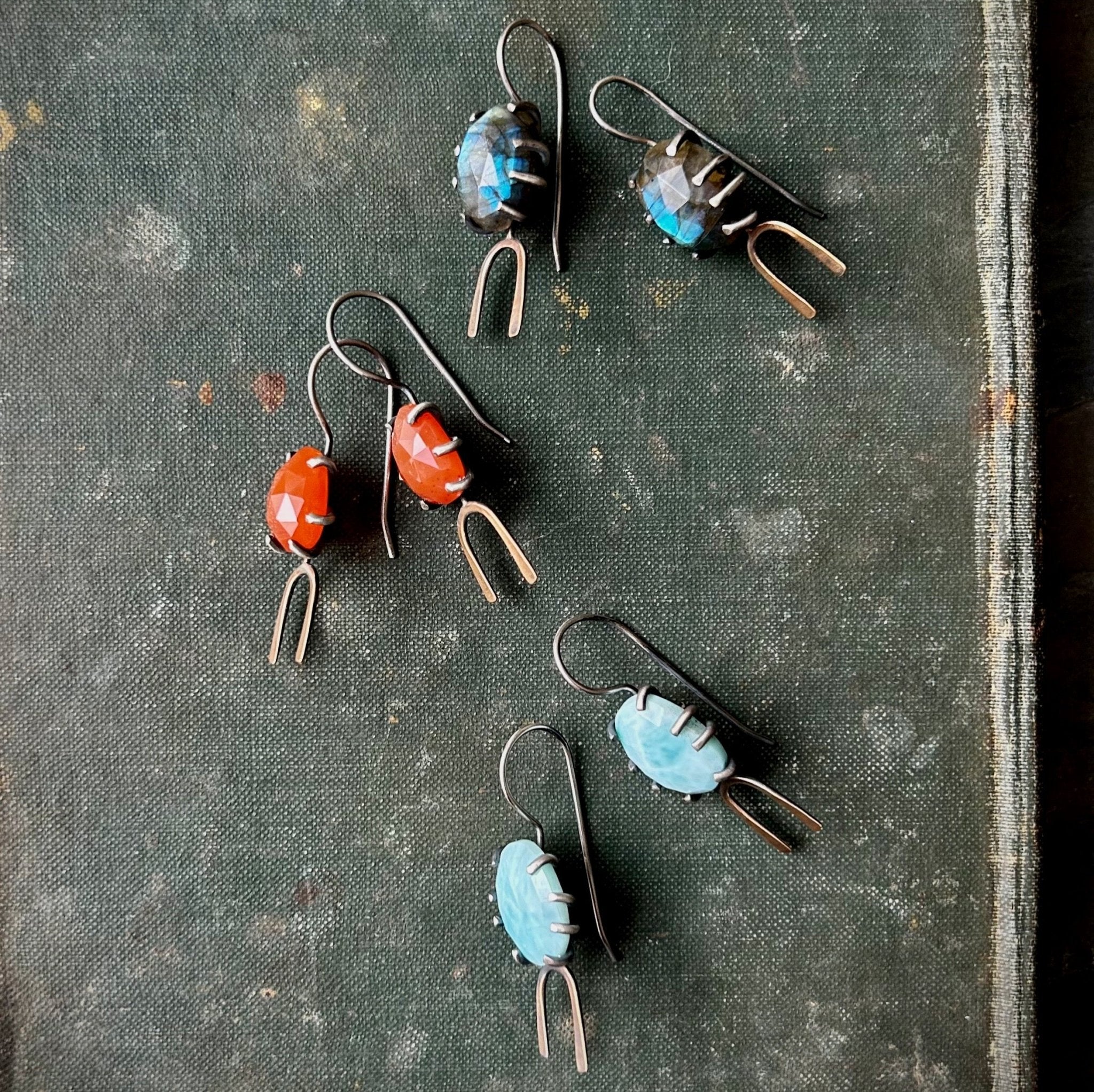 larimarさん IO Earring: Larimar | Three Flames Silverworks